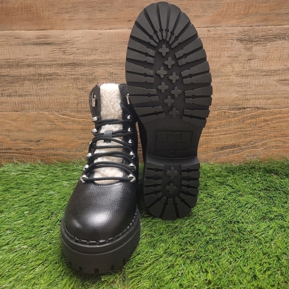 New Marc Fisher LTD Nairy Lace-Up Genuine Shearling Lug Sole Bootie sz 9 - Picture 9 of 10